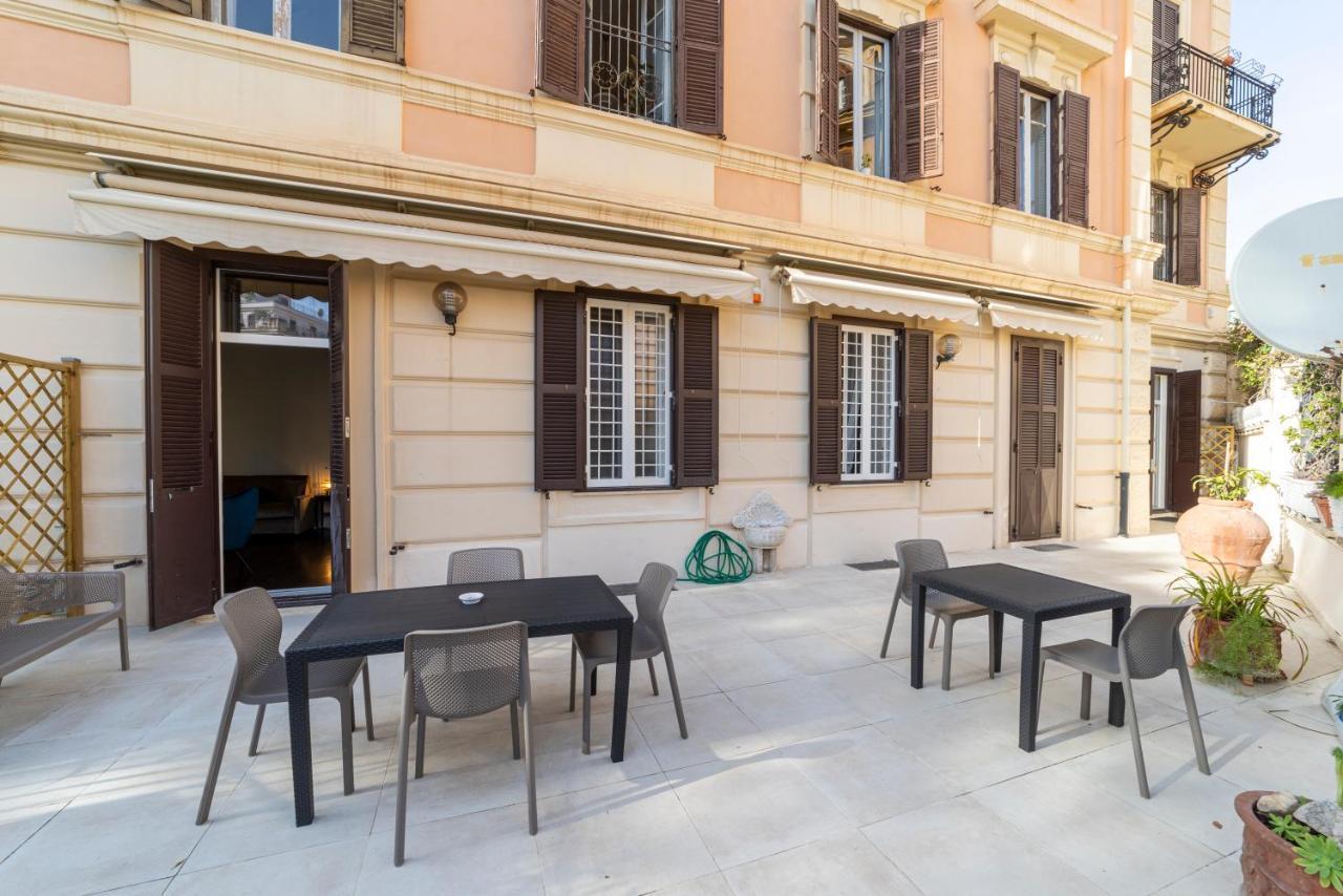 Apartamento Domus Aurea And *